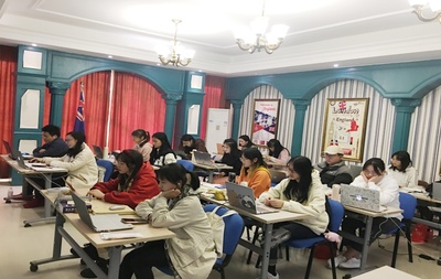 跨越山海，情誼相連 我校越南語(yǔ)專(zhuān)業(yè)師生與越南、韓國(guó)師生國(guó)際文化交流活動(dòng)圓滿(mǎn)落幕